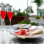 Ξενοδοχείο Mignon Fronte Mare 3*
