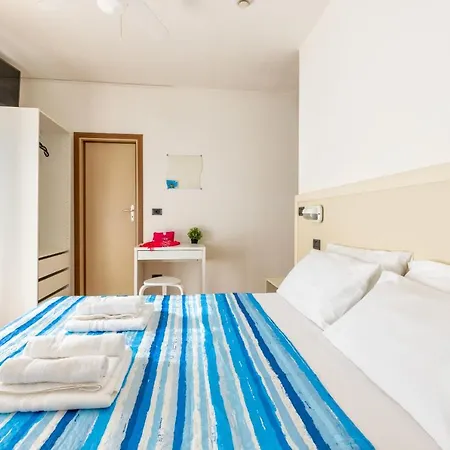 Mignon Fronte Mare 3* Riccione