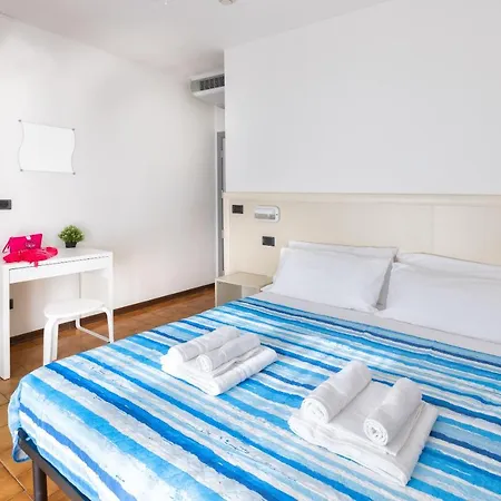 Mignon Fronte Mare Ριτσιόνε