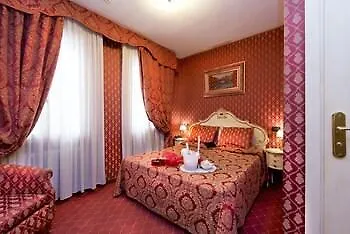 Mignon Fronte Mare Hotel 3*