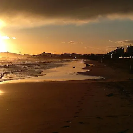 Mignon Fronte Mare Ριτσιόνε